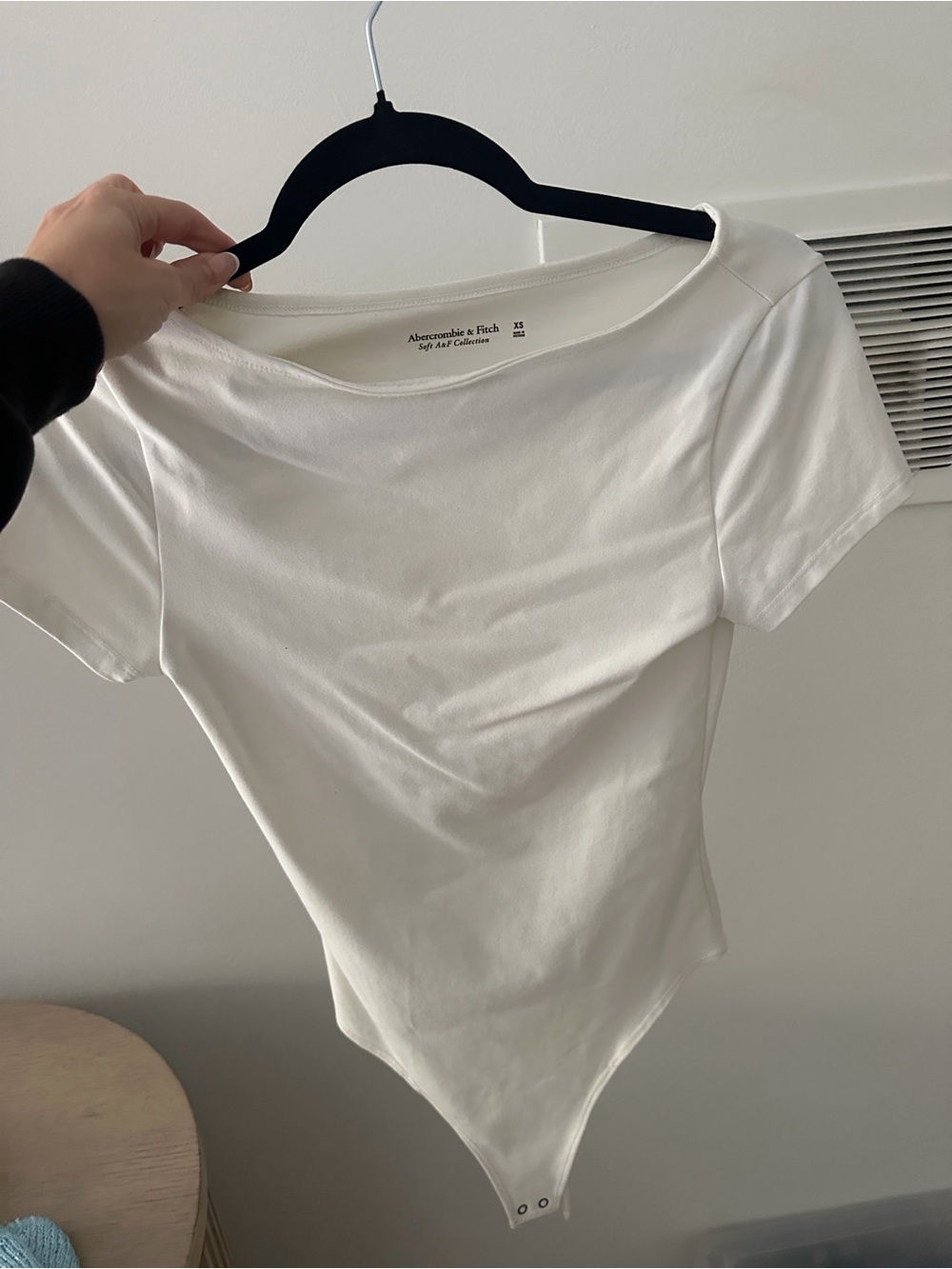 Abercrombie & Fitch White Scoop-Neck Short Sleeve Bodysuit
